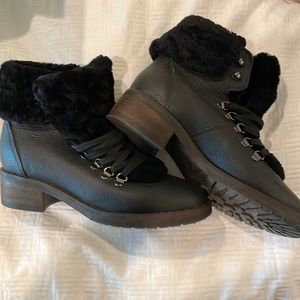 Boden winter sheerling boots worn once
